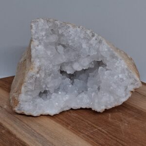 Agaat Geode (ruw, halve geode) – Kalmte, Focus, Emotionele balans